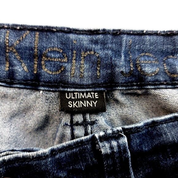 Calvin Klein Ultimate Skinny Dark Blue Denim Jeans 26/2 Mid Rise‎ Measures 28/31 - Picture 6 of 14